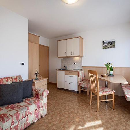 Trinnerhof- Hof Chalets Und Obsthof Natz-Schabs Exteriör bild