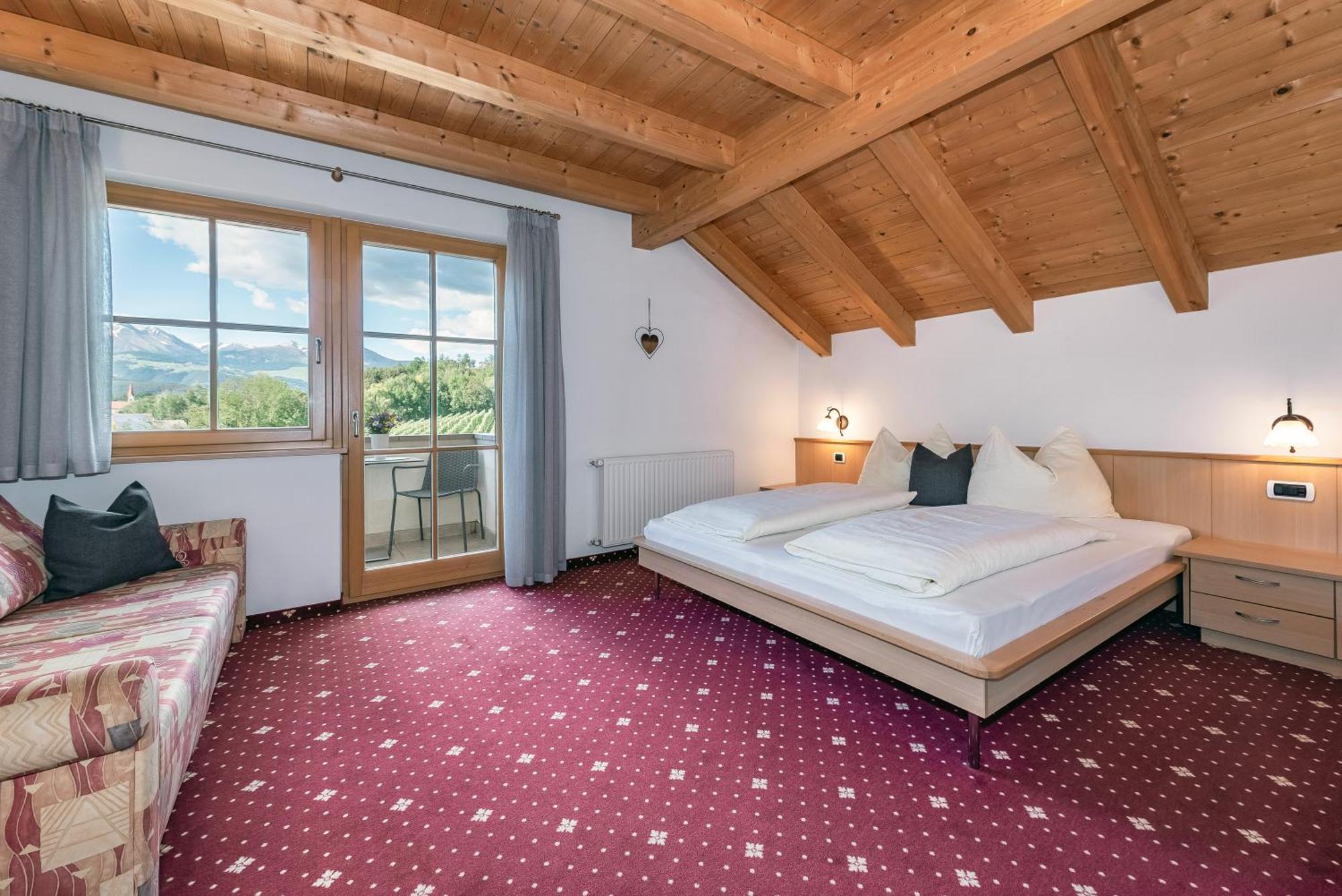 Trinnerhof- Hof Chalets Und Obsthof Mit Zimmer Natz-Schabs Exteriör bild
