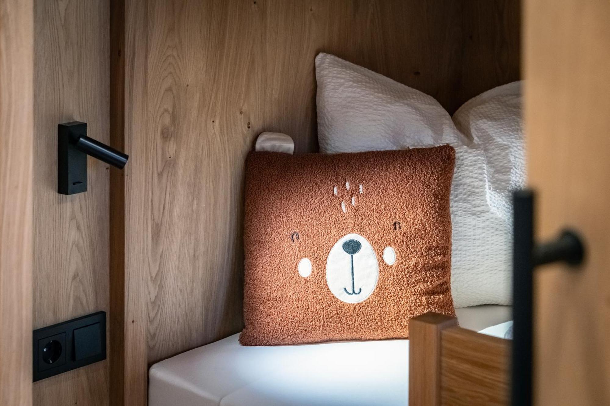 Trinnerhof- Hof Chalets Und Obsthof Mit Zimmer Natz-Schabs Exteriör bild