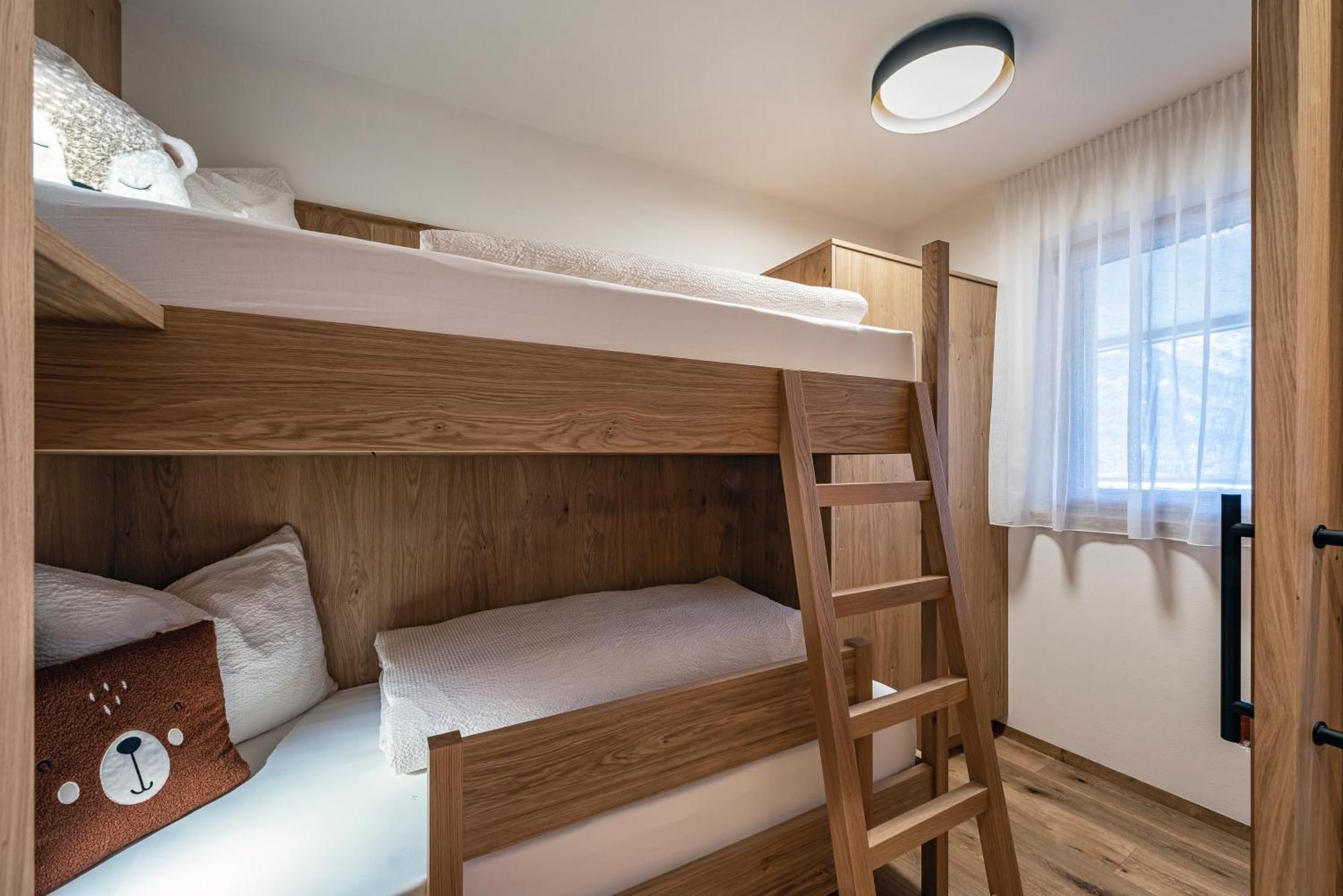 Trinnerhof- Hof Chalets Und Obsthof Mit Zimmer Natz-Schabs Exteriör bild
