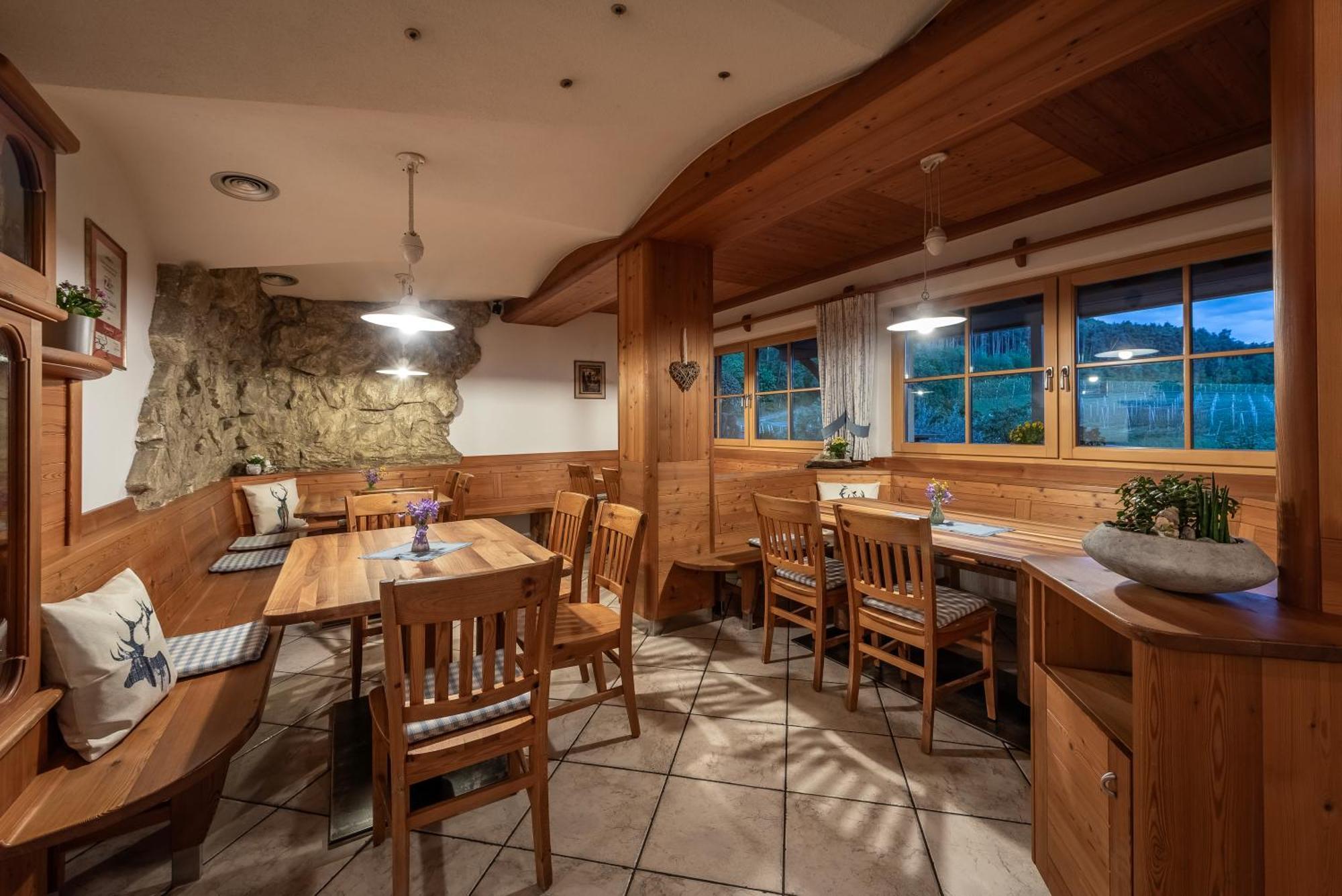 Trinnerhof- Hof Chalets Und Obsthof Mit Zimmer Natz-Schabs Exteriör bild