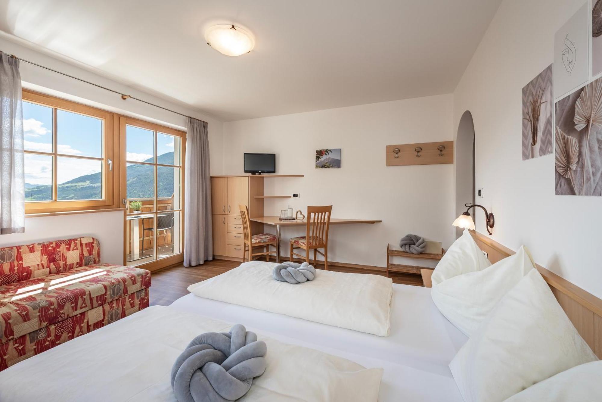 Trinnerhof- Hof Chalets Und Obsthof Mit Zimmer Natz-Schabs Exteriör bild