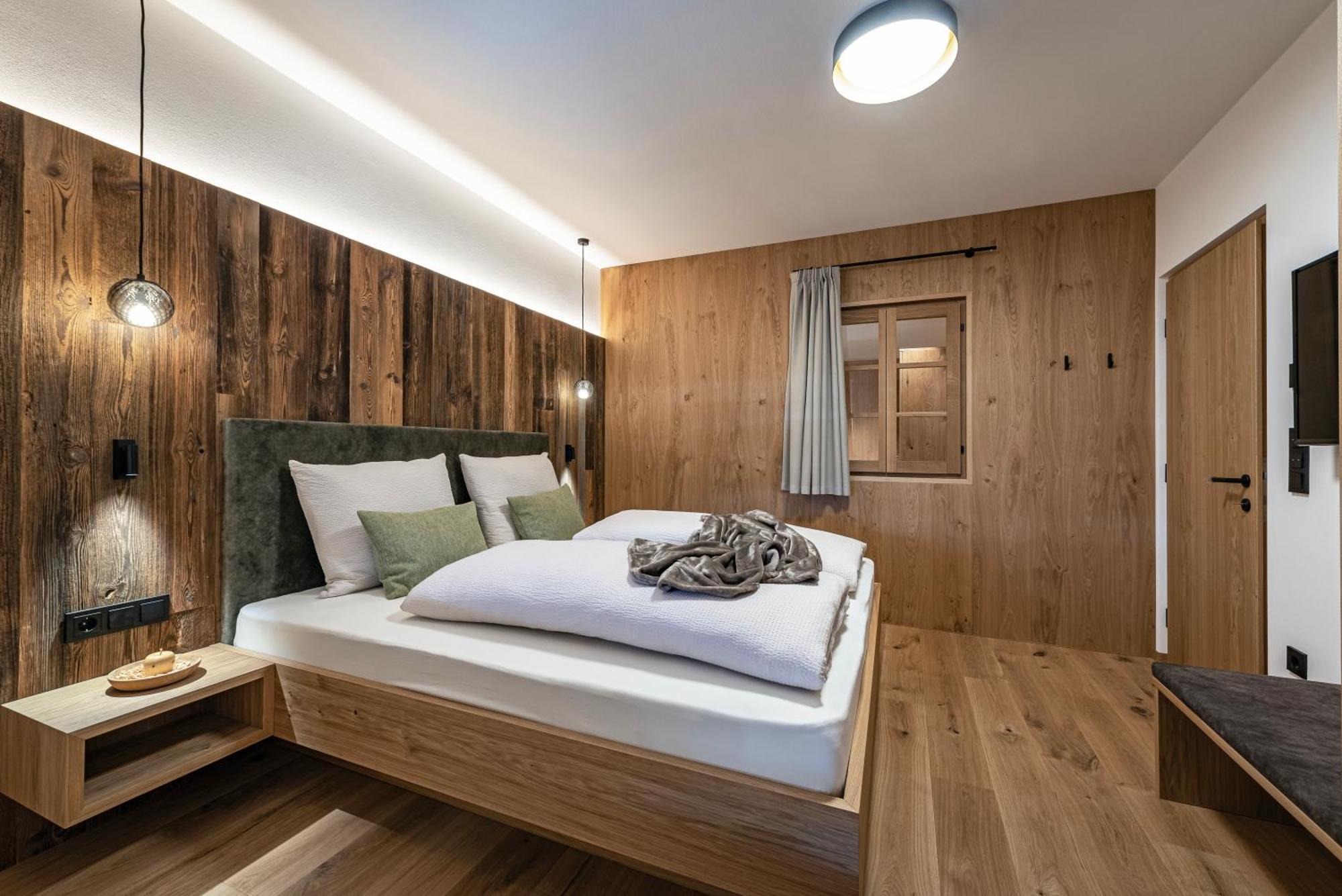 Trinnerhof- Hof Chalets Und Obsthof Mit Zimmer Natz-Schabs Exteriör bild