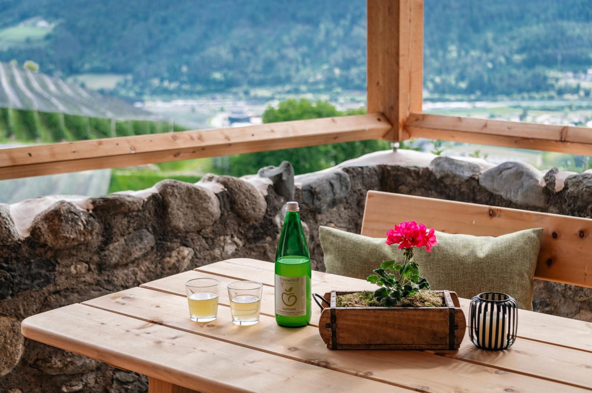 Trinnerhof- Hof Chalets Und Obsthof Mit Zimmer Natz-Schabs Exteriör bild